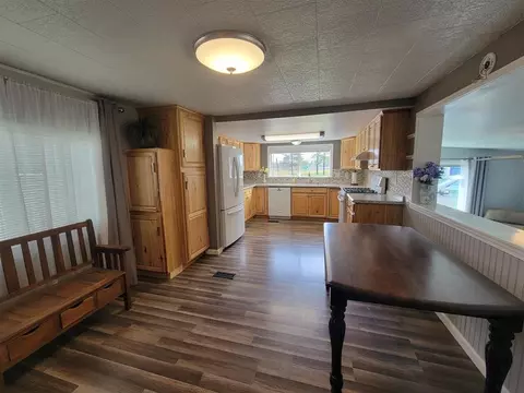 Kitchen - 851 E Hickory, Beaverton, MI 48612 photo 7 of 7