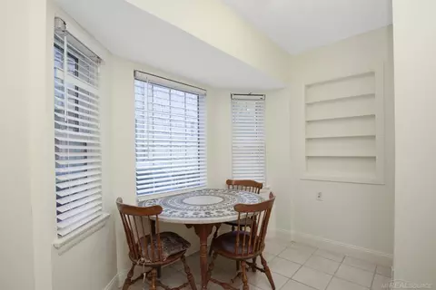 271 Mount Vernon, Grosse Pointe Farms, MI 48236 photo 13