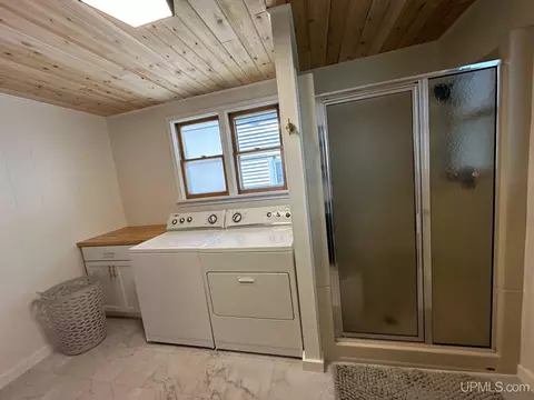 114 W Barnum, Ishpeming, MI 49849 photo 18
