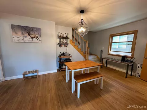 114 W Barnum, Ishpeming, MI 49849 photo 3