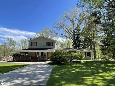 2084 E Farrand, Clio, MI 48420