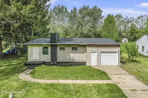 3454 Van Campen, Flint, MI 48507