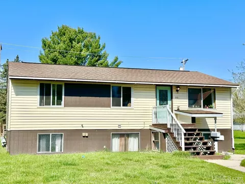 313 Harding, Kingsford, MI 49802