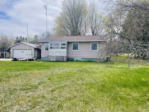 3449 County 426 24th, Cornell, MI 49819