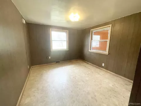 Bedroom - 3449 County 426 24th, Cornell, MI 49819 photo 7 of 7