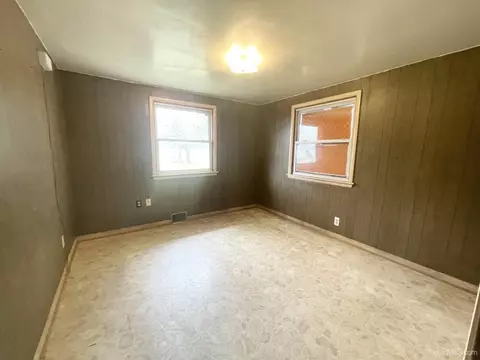 Bedroom - 3449 County 426 24th, Cornell, MI 49819 photo 6 of 7