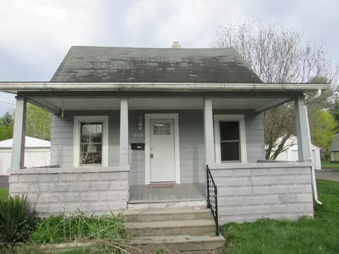909 Adams, Owosso, MI 48867