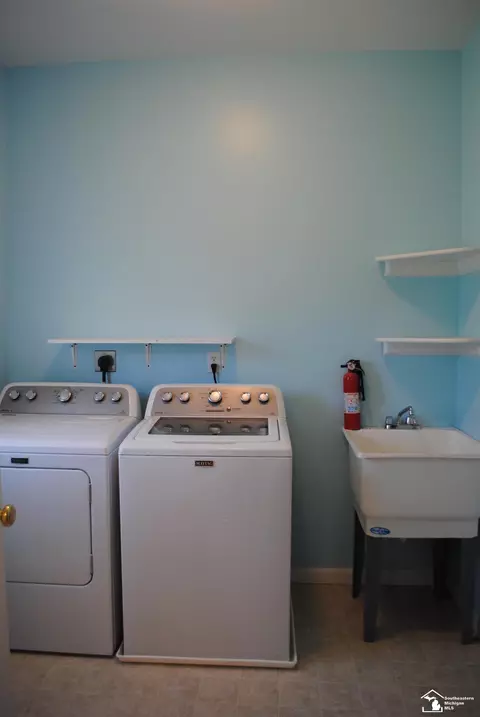 Other - 5280 Torrington, Monroe, MI 48162 photo 6 of 9