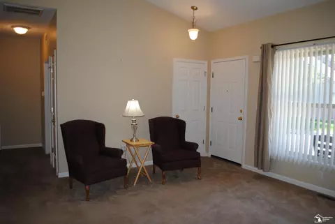 Entry Way - 5280 Torrington, Monroe, MI 48162 photo 1 of 1