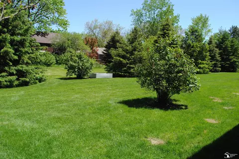 Exterior - 5280 Torrington, Monroe, MI 48162 photo 2 of 5
