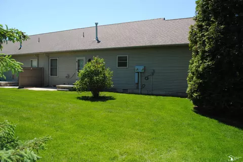 Exterior - 5280 Torrington, Monroe, MI 48162 photo 3 of 5