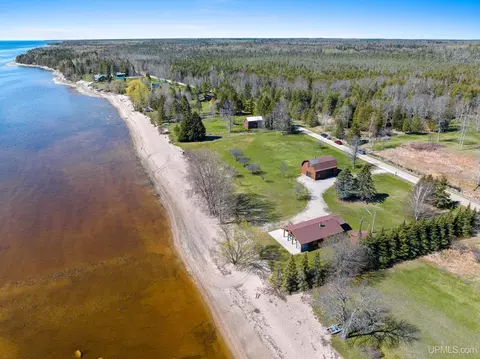 View/Area - N11564 Blue Fox, Cedar River, MI 49887 photo 11 of 12