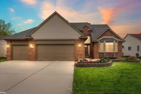 52440 Cleveland, New Baltimore, MI 48047