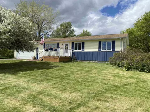 1023 E Coggins, Pinconning, MI 48650