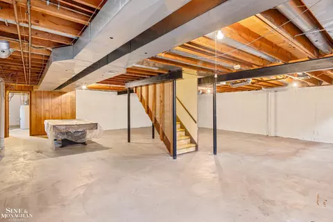 607 Canterbury, Grosse Pointe Woods, MI 48236 photo 27
