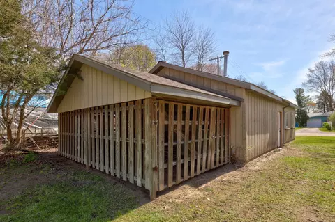 804 W Huron, Vassar, MI 48768 photo 36