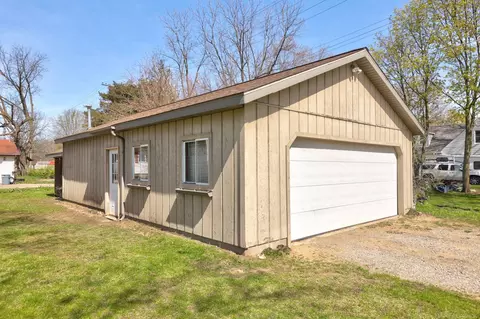 804 W Huron, Vassar, MI 48768 photo 31
