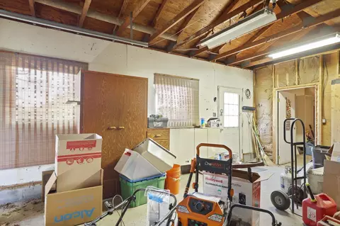 804 W Huron, Vassar, MI 48768 photo 33