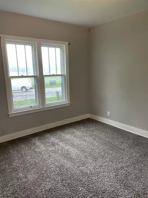 Bedroom - 1501 Flushing, Flint, MI 48504 photo 6 of 7