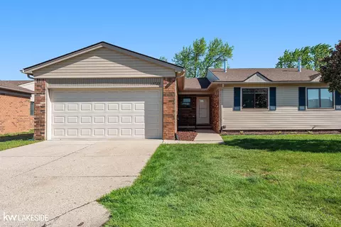 13729 Villa Pointe, Warren, MI 48088
