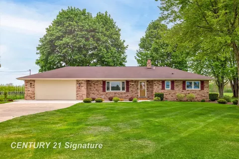 2177 Jarabec, Saginaw, MI 48609