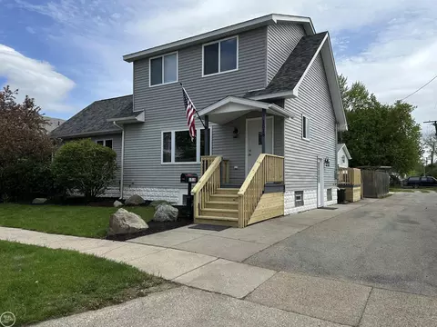 1518 Union, Port Huron, MI 48060
