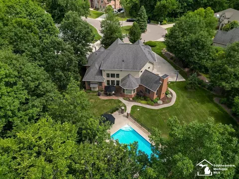 View/Area - 1062 Abbey, Monroe, MI 48161 photo 4 of 10