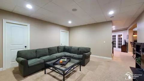 Living - 1062 Abbey, Monroe, MI 48161 photo 7 of 7