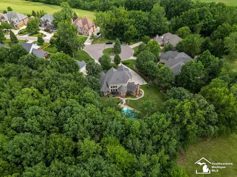 View/Area - 1062 Abbey, Monroe, MI 48161 photo 5 of 10