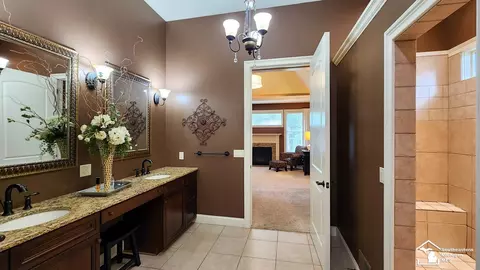 Bath - 1062 Abbey, Monroe, MI 48161 photo 5 of 11