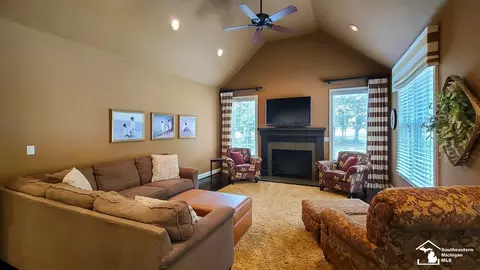 Living - 1062 Abbey, Monroe, MI 48161 photo 1 of 7
