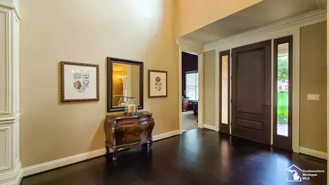 Entry Way - 1062 Abbey, Monroe, MI 48161 photo 1 of 6