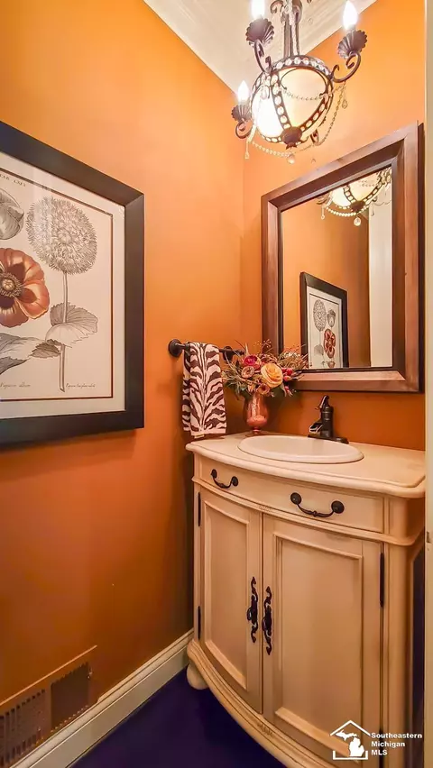 Bath - 1062 Abbey, Monroe, MI 48161 photo 1 of 11