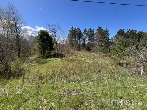 Tbd H58, Munising, MI 49862