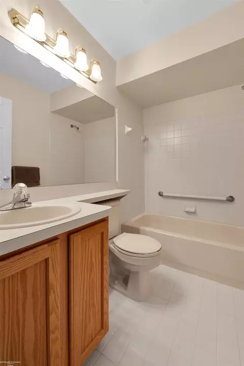 50178 Decook, Macomb, MI 48044 photo 12