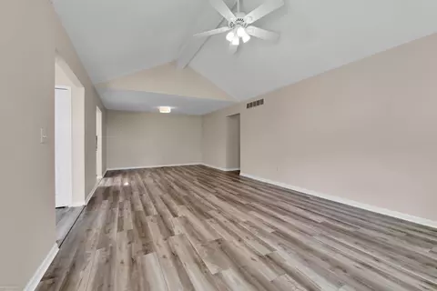 50178 Decook, Macomb, MI 48044 photo 6