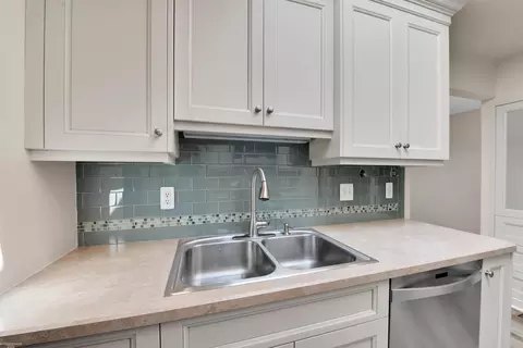 50178 Decook, Macomb, MI 48044 photo 10