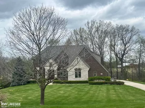4463 Timber Rdg, Bruce, MI 48065 photo 16