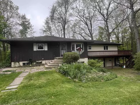 8000 Parker, Manitou Beach, MI 49253