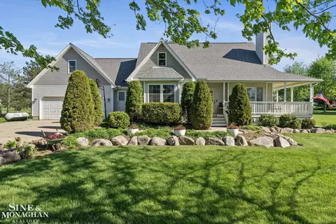 4528 Trails End, Lapeer, MI 48446