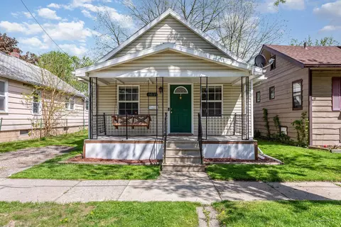 1812 Mershon, Saginaw, MI 48602