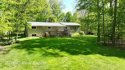 Exterior - 4840 Nancy, Vassar, MI 48768 photo 6 of 12