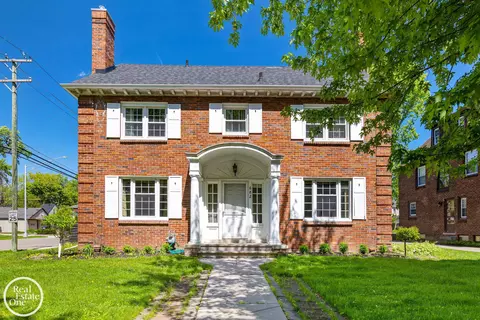 682 Lincoln, Grosse Pointe, MI 48230