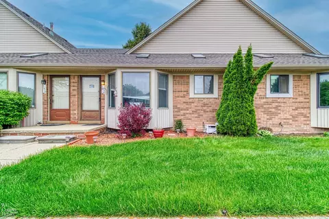 11618 Birch Tree, Washington, MI 48094