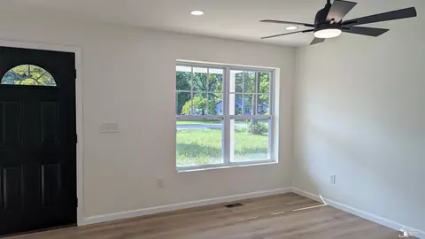 Living - 7710 Exeter, Monroe, MI 48162 photo 3 of 4