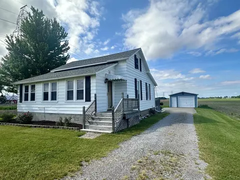 8835 E Holland, Saginaw, MI 48601