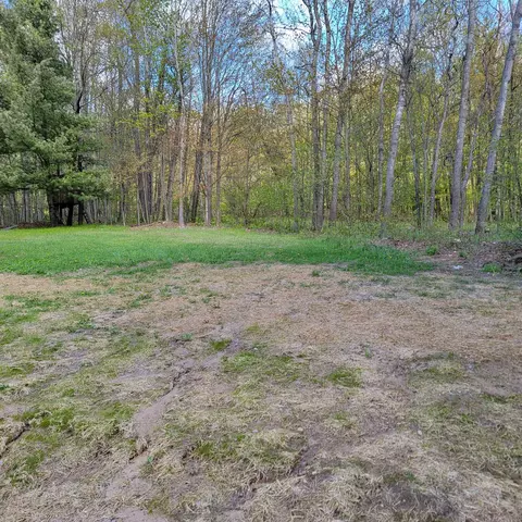 Exterior - 3280 N Harrison, Harrison, MI 48625 photo 3 of 8