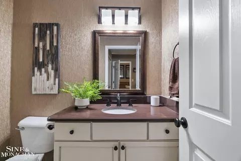 Bath - 52640 Sable, Macomb, MI 48042 photo 4 of 5