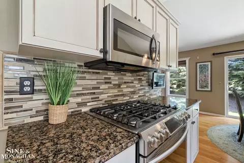 Kitchen - 52640 Sable, Macomb, MI 48042 photo 2 of 5