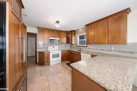Kitchen - 1416 Saint Clair Riv, Algonac, MI 48001 photo 1 of 3